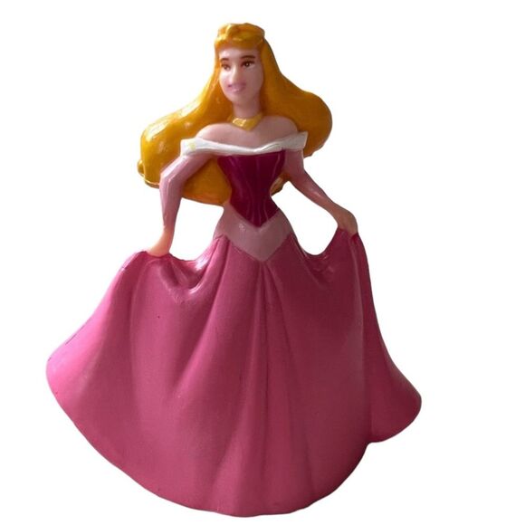 Disney Princesses Cake Toppers Cinderella and Sleeping Beauty 2.5" - Picture 4 of 4